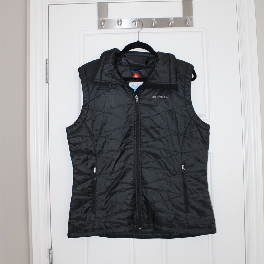 Columbia vest